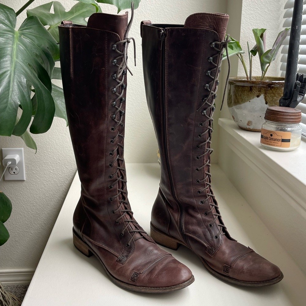 Charles David Made in Italy Lace up Brown Leather Boots